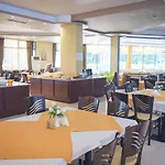 Ξενοδοχείο Rеgina 4*