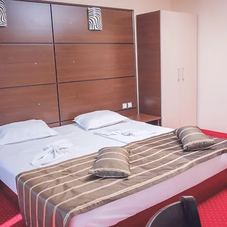 Rеgina גולדן סנדס