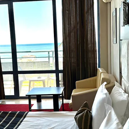 Rеgina Golden Sands