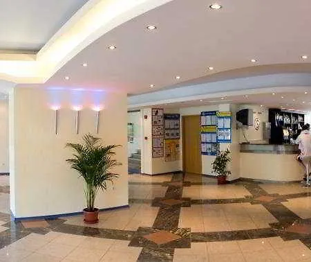 فندق Rеgina 4*